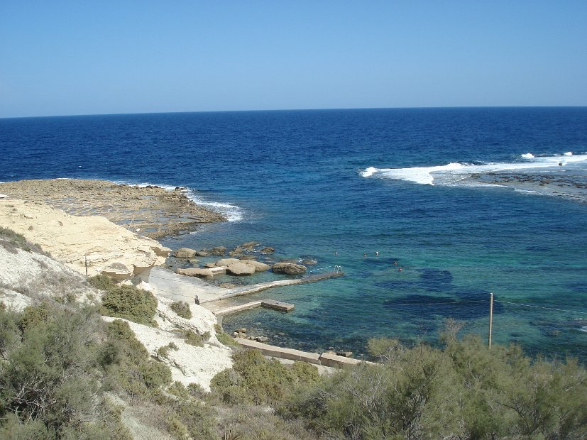 Xwejni Bay